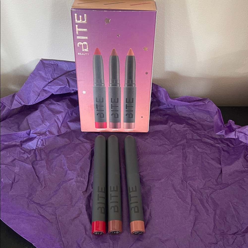 ❤️NEW!!!❤️ BITE Creamy Matte Lip Crayon Trio. Loc.F3.